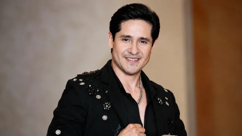 Juan Pablo Navarrete, cantante y compositor colombiano de música popular.