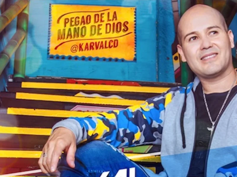 Karval, cantante y compositor colombiano de Vivo Sabroso