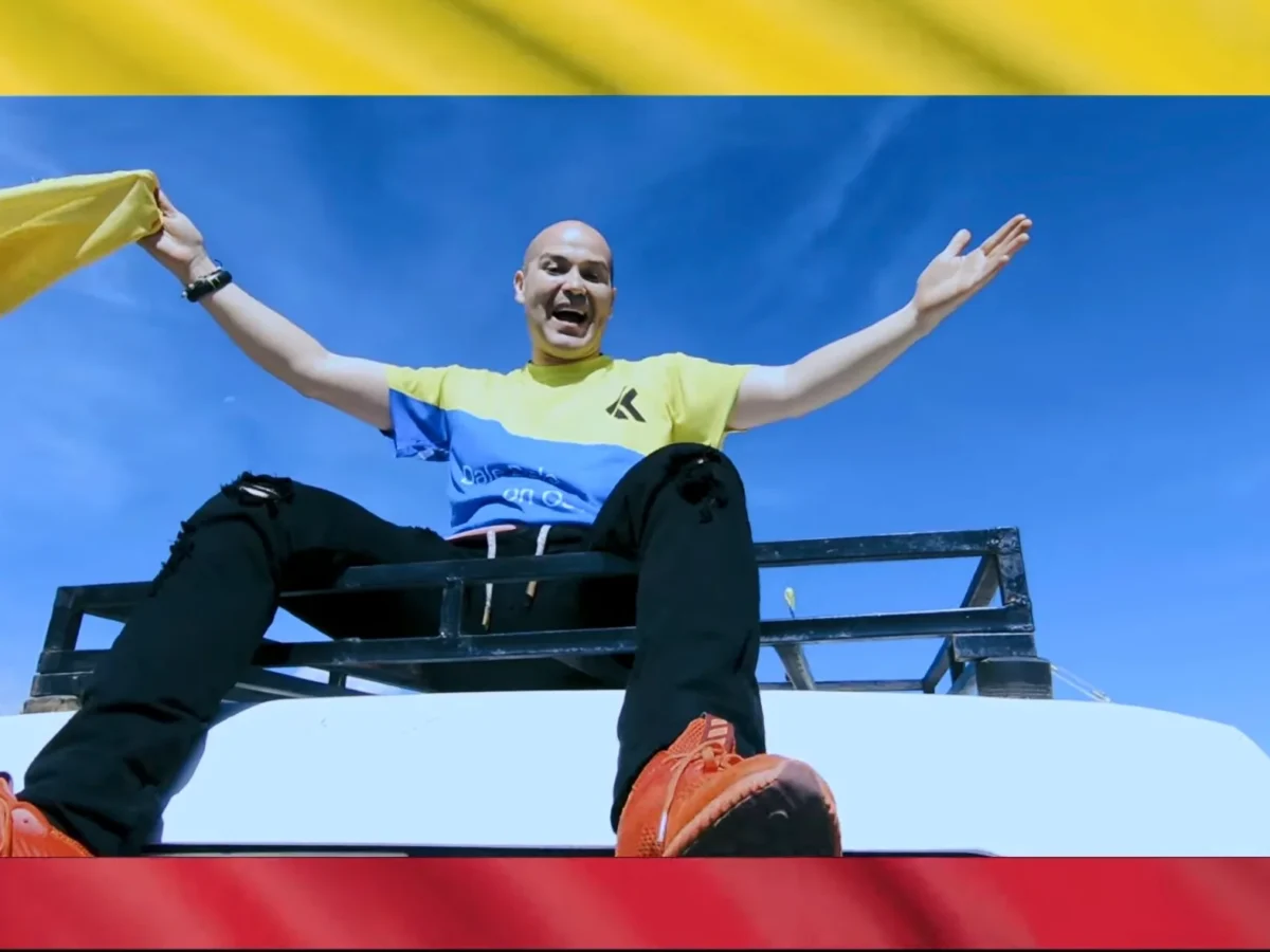 Karval interpreta Dale Dale Oh Colombia, canción dedicada a la Selección Colombia