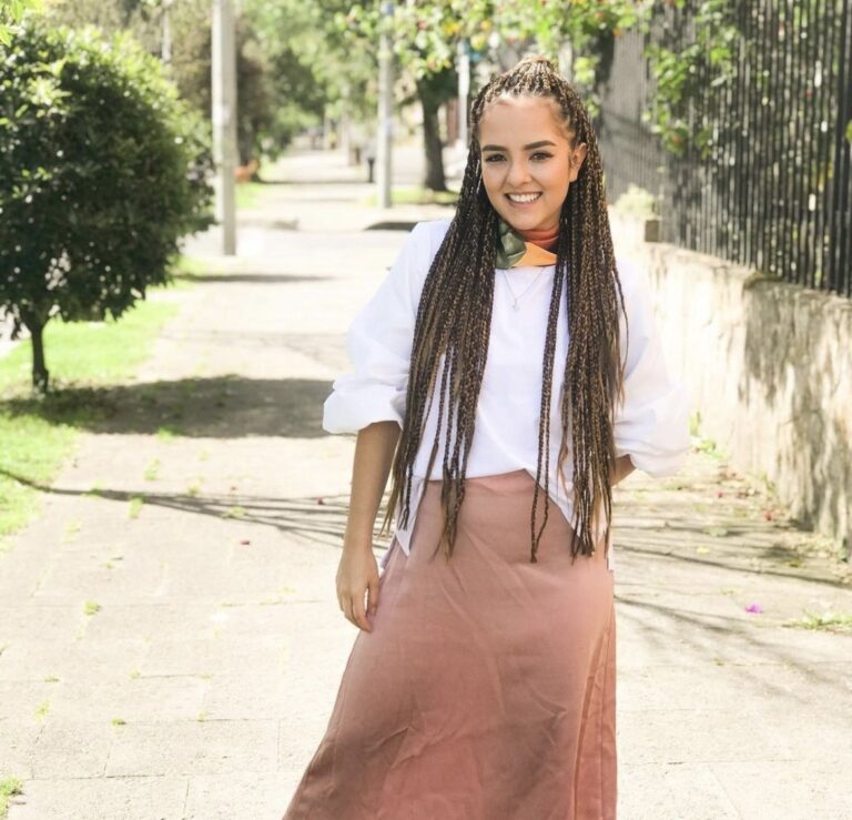 Biografía Alexandra 