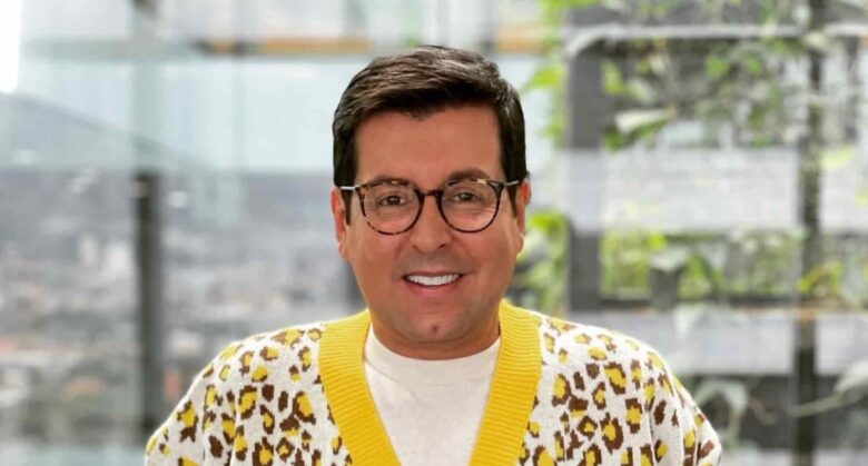 Juan Carlos Giraldo, periodista, crítico de moda y presentador colombiano de La Red.