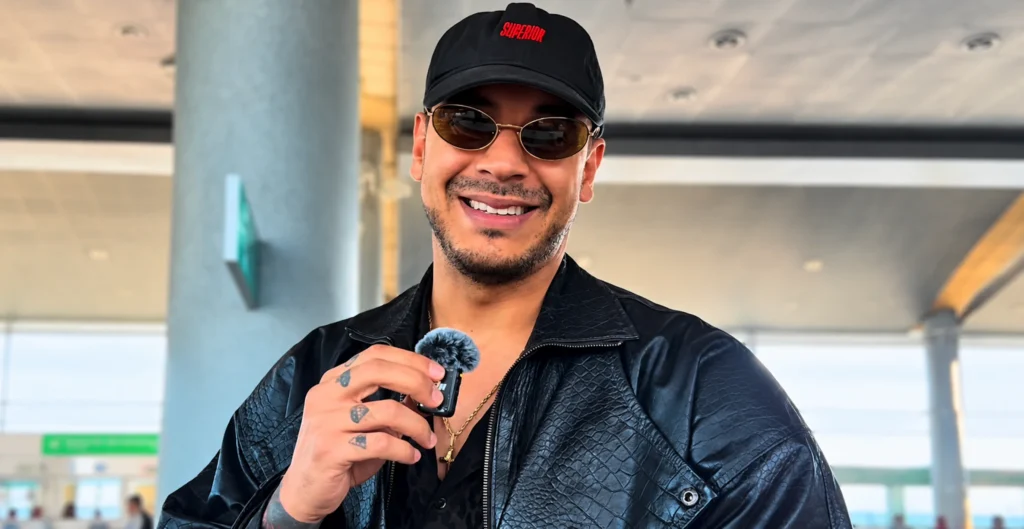 Manuel Medrano, cantante colombiano de Bajo el agua y Afuera del planeta