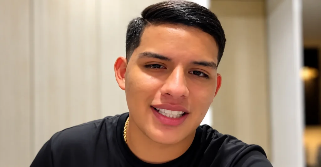 Pastor López Jr., cantante e hijo de Pastor López